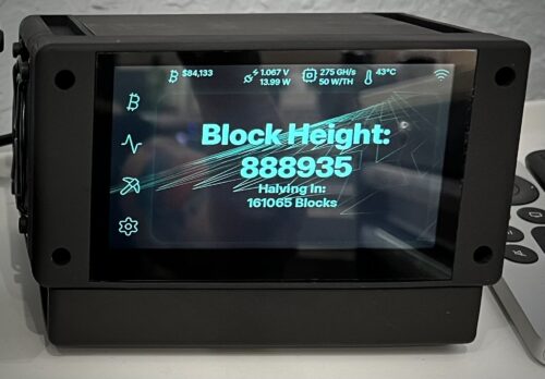 Bitaxe Touch Blockstream Edition + Jade Plus Hardware Wallet - 1.5 TH/s photo review