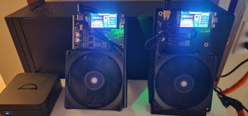 NerdQaxe++ Bitcoin Solo Miner photo review