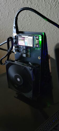 NerdQaxe++ Bitcoin Solo Miner photo review