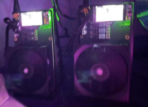 NerdQaxe++ Bitcoin Solo Miner photo review