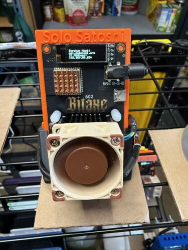 Bitaxe Gamma Bitcoin Solo Miner photo review