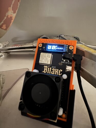 Bitaxe Gamma Bitcoin Solo Miner photo review