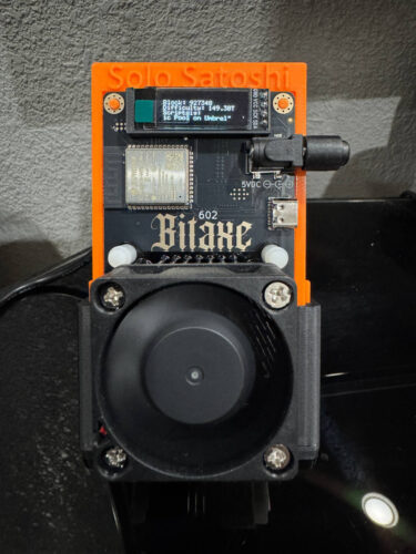 Bitaxe Gamma Bitcoin Solo Miner photo review