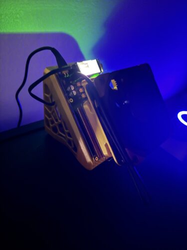 NerdQaxe++ Bitcoin Solo Miner (Revision 7) photo review
