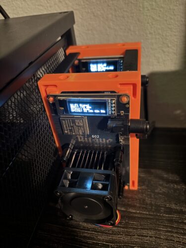 Bitaxe Gamma Bitcoin Solo Miner photo review